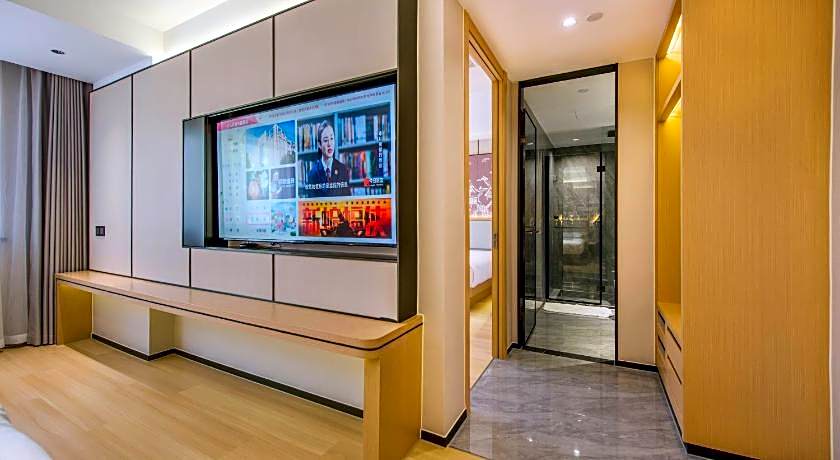 Yiwu Baide Theme Hotel