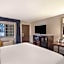 Clarion Pointe Downtown