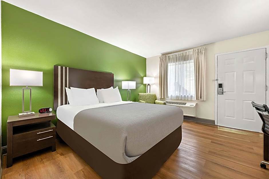 Quality Inn Pelham I-65 exit 246