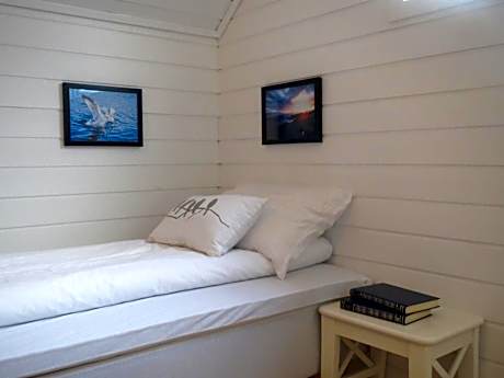 Twin Room with Shared Bathroom