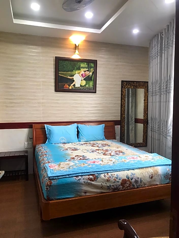 RedDoorz Hoang Thanh Thuy 4 near An Suong