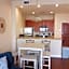 Amazing Condos Beautiful View 2 Blocks To French Quarter, Small Rooftop Pool, Gym, Seanger Theater, Super Dome, And Bourbon St