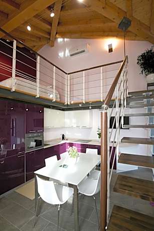 Apartment - Split Level with Naviglio view