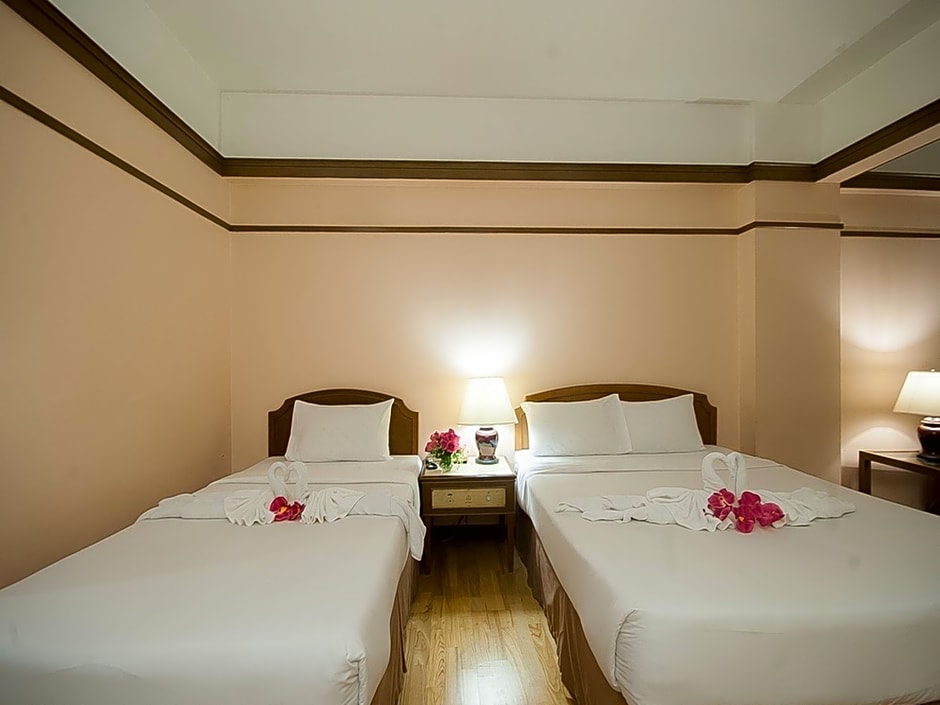 Grand Plaza Hotel