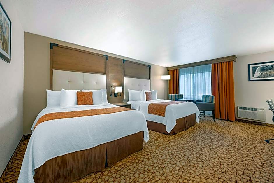 Best Western Plus Mill Creek Inn