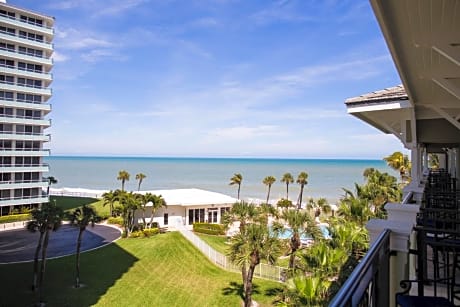 1 King Premium Water View