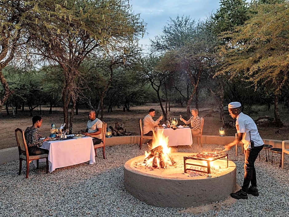 Sable Ranch Bush Lodge