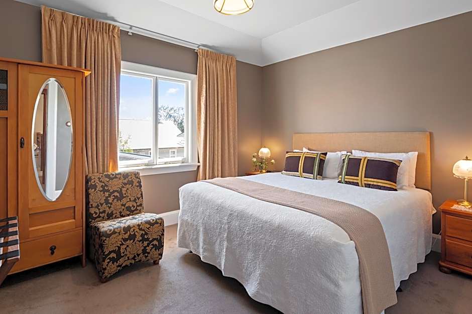 Homelea Bed and Breakfast