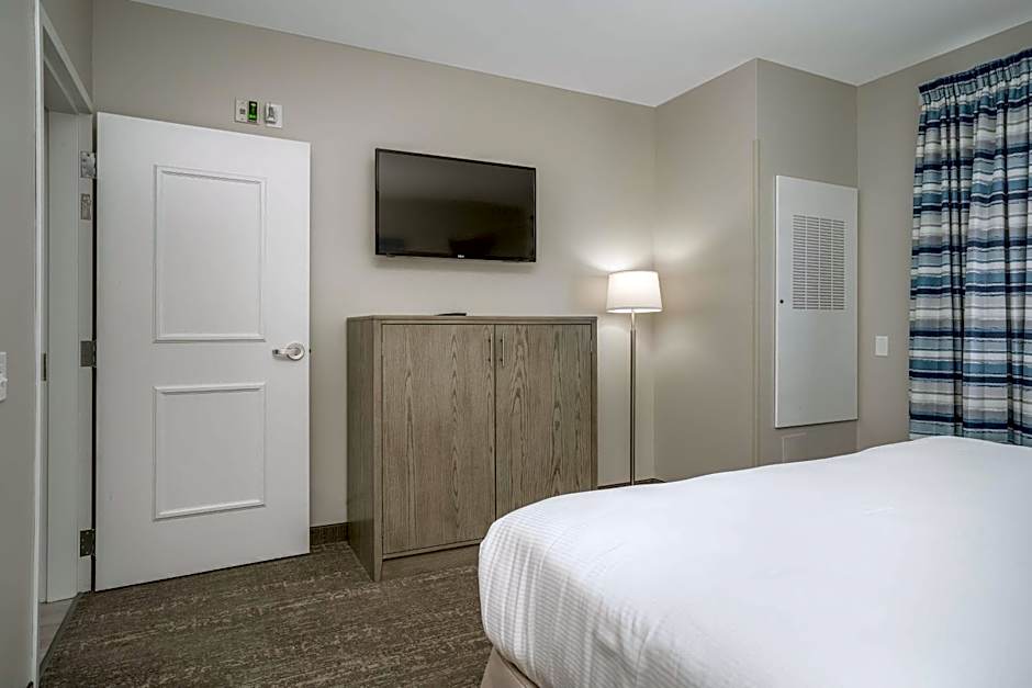 Lighthouse Suites - Best Western Signature Collection