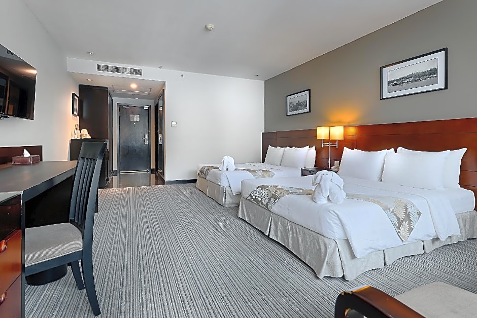 Hotel Sixty3