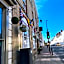 The Warwick Arms Hotel