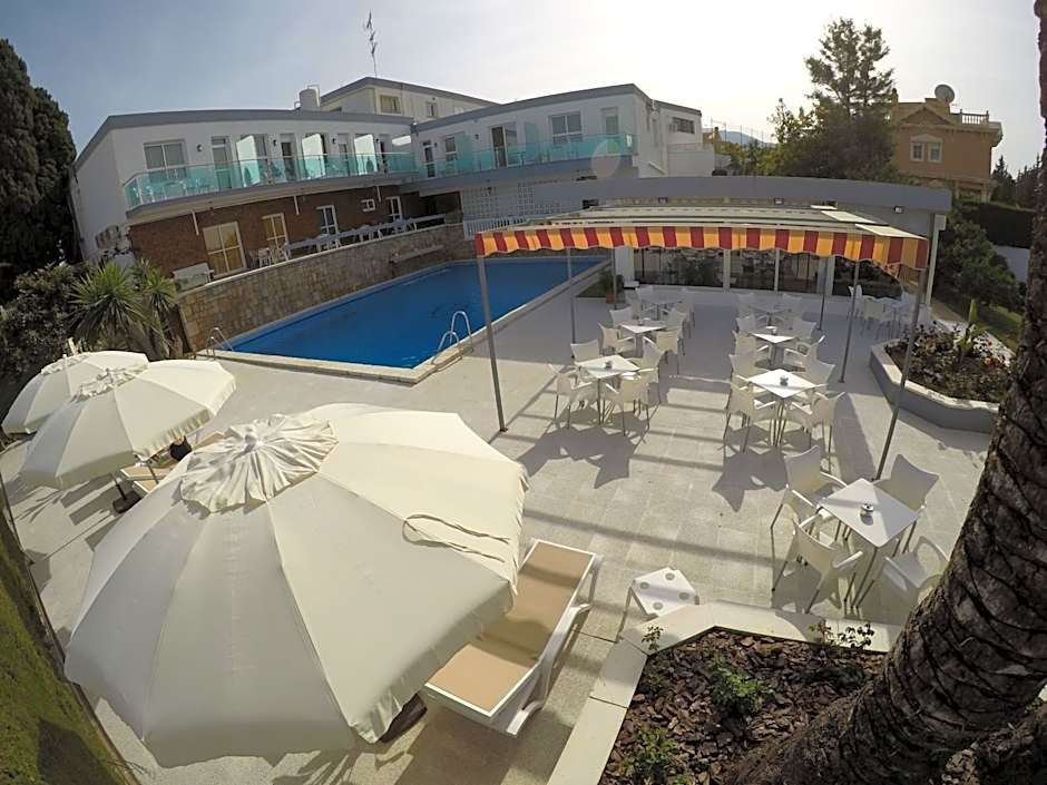 Hotel Complejo Los Rosales