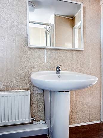 Standard Double Room – Shared