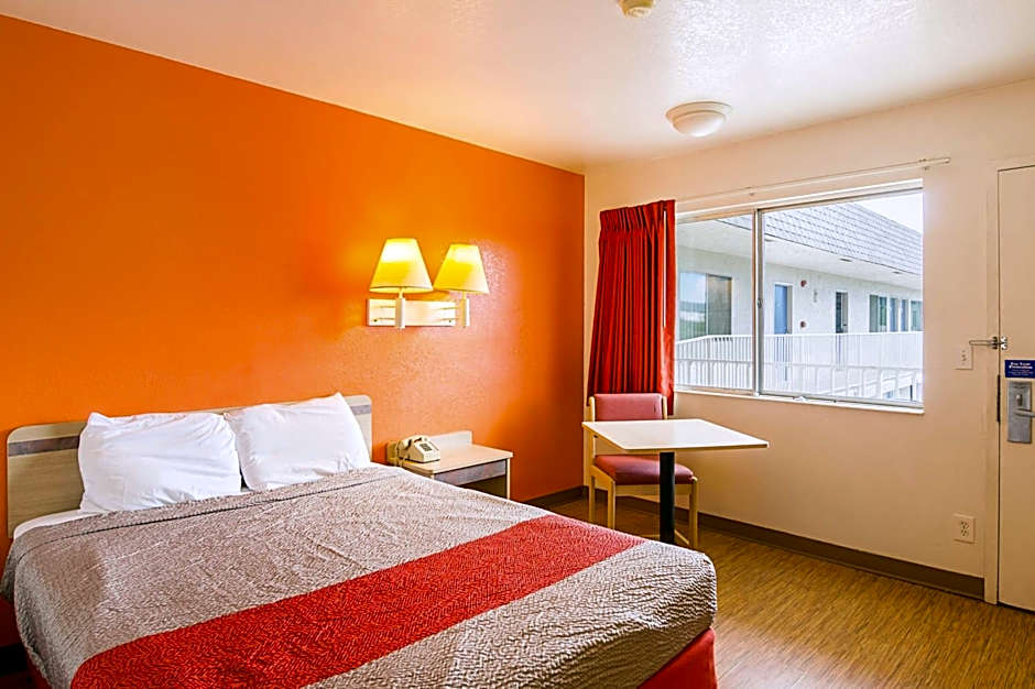 Motel 6-Laramie, WY