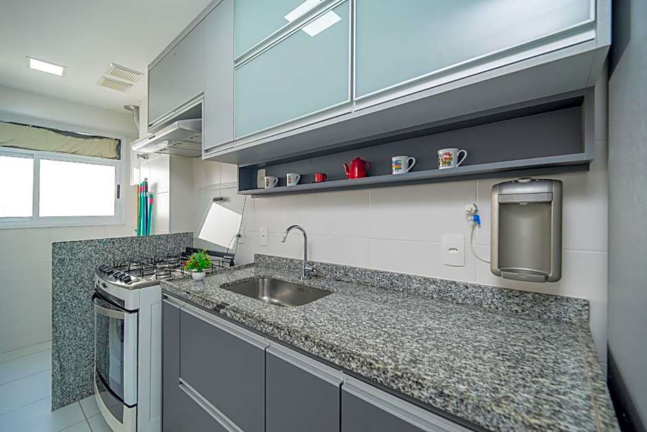 Cf06 apto 3 quartos a 150m Praia do Forte!