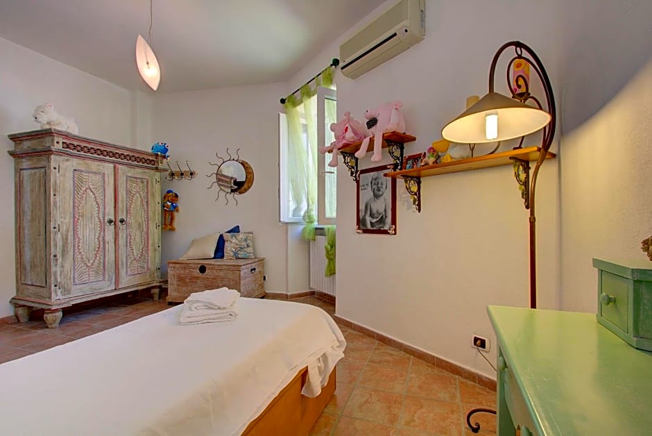 Lacco Terrace Solarium