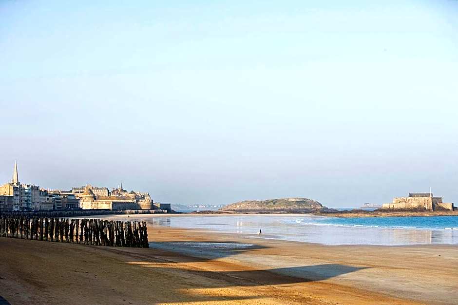 Escale Oceania Saint Malo