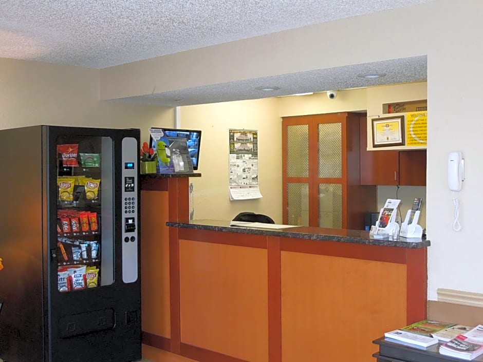 Super 8 by Wyndham Harrisonburg