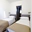 White 1903 - Rooftop Pool & Luxury Rooms