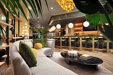 Burton House, Beverly Hills, A Tribute Portfolio Hotel
