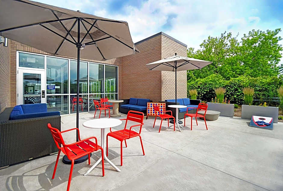 Tru By Hilton Grand Rapids Airport