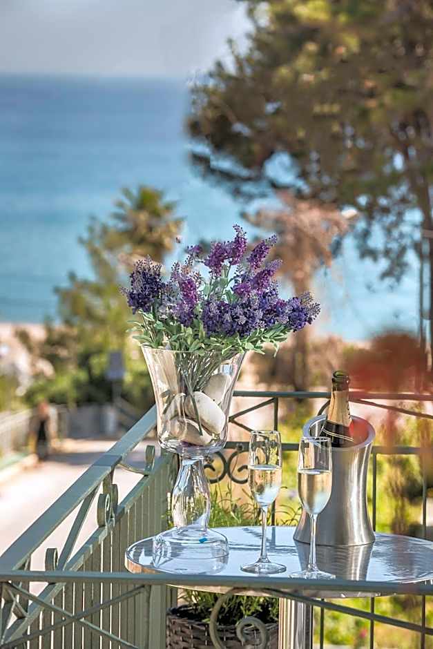 Captain's House Hotel