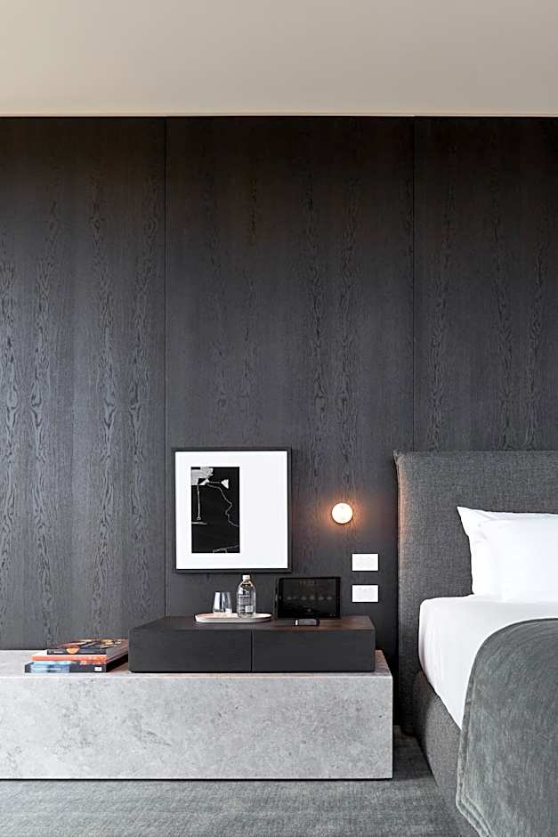 Eos by SkyCity