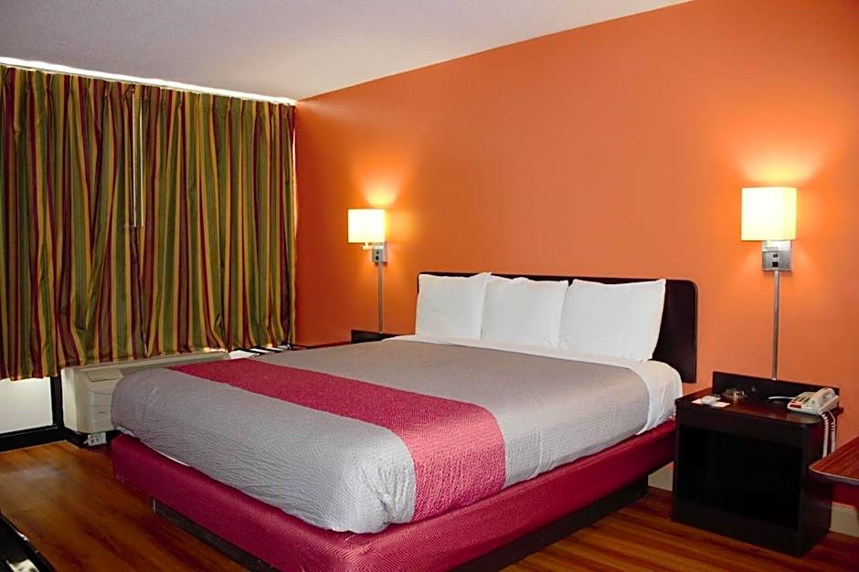 Motel 6-Cleveland, TN