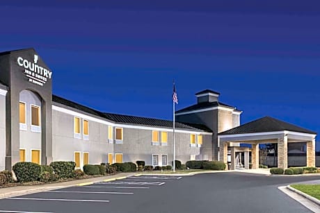 Country Inn & Suites by Radisson, Dunn I-95