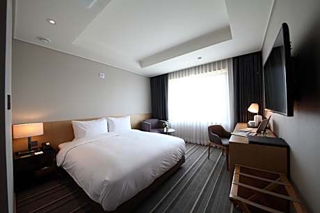 Superior Double Room - Check-in at 18:00