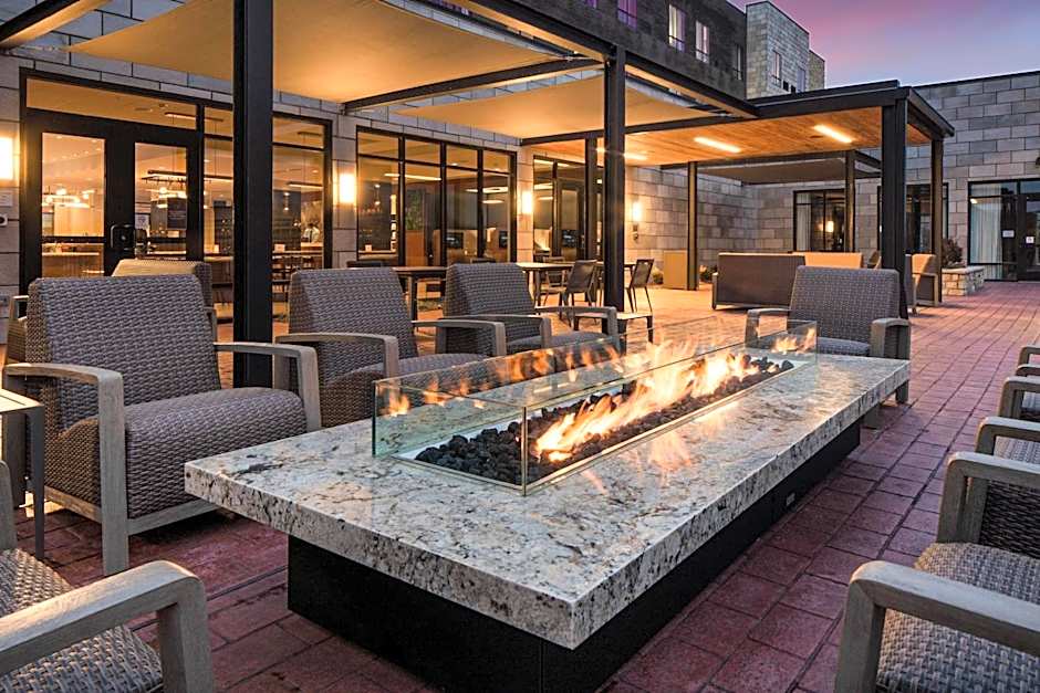 Courtyard by Marriott Jefferson City