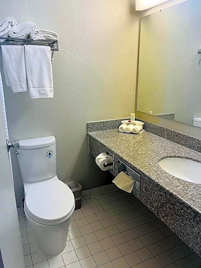 Baymont by Wyndham Keokuk