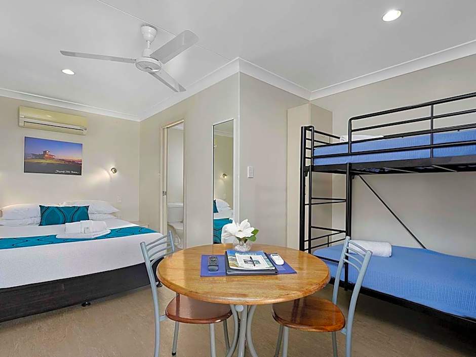 Queens Beach Tourist Village