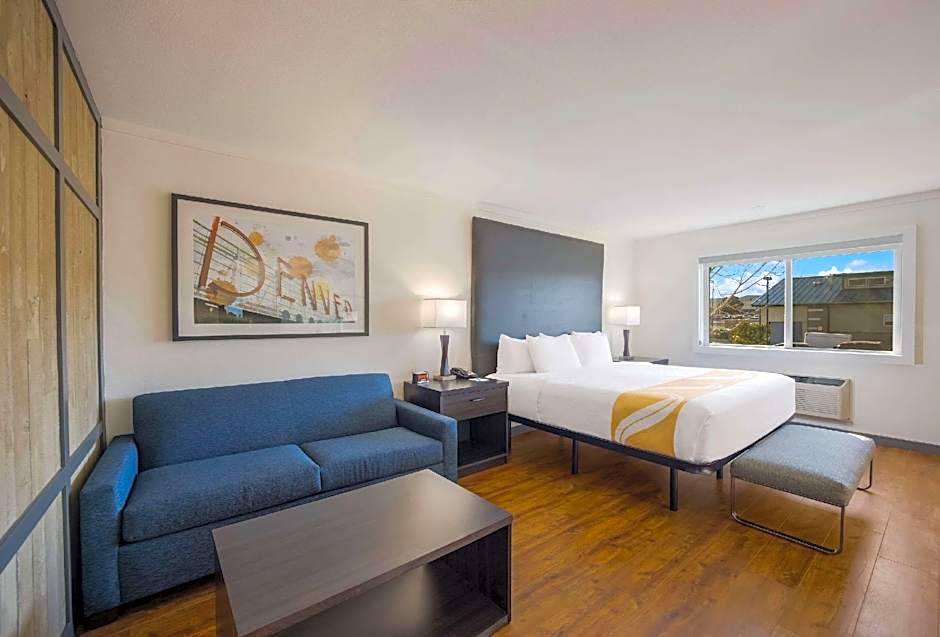 Quality Inn & Suites Castle Rock SW Denver