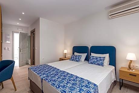 Deluxe Double or Twin Room with Sea View