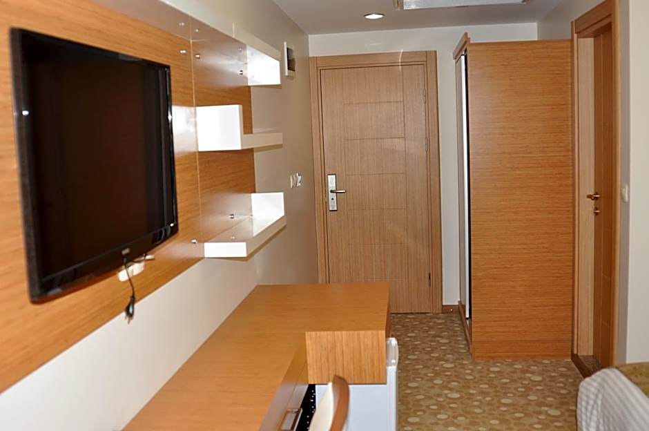 Cebeciler Hotel