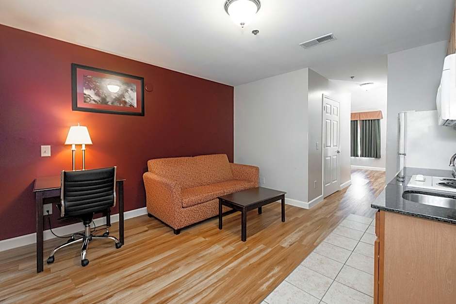 Red Roof Inn & Suites Wilson
