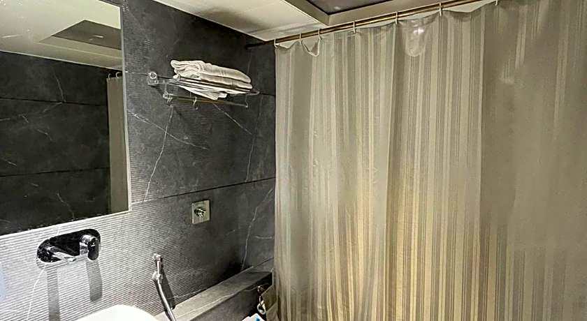 Hotel Sadanand Regency                                                                          