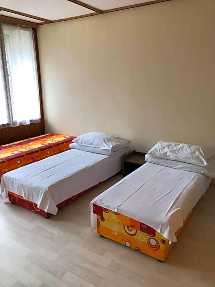 Družstevní dům Choustník