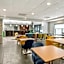 Comfort Inn & Suites Suwanee - Sugarloaf