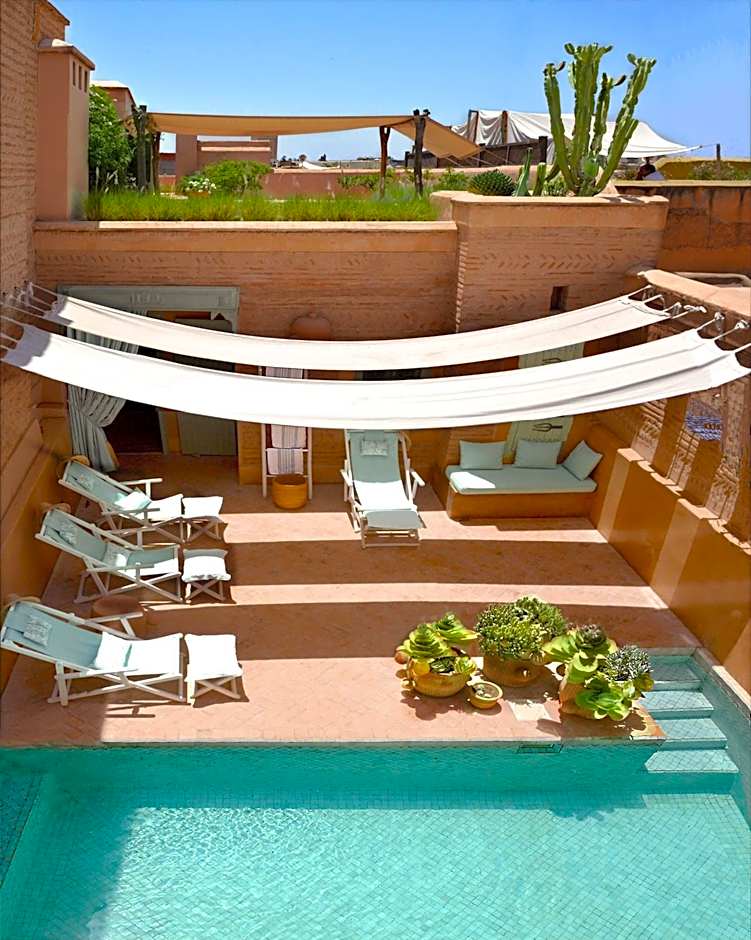 Riad Dar Housnia