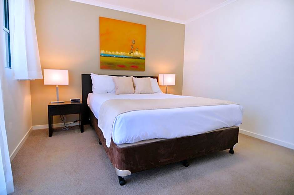 Gladstone City Central Apartment Hotel Official