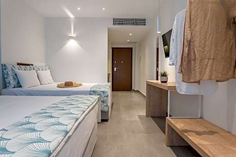 Quadruple Room with Balcony