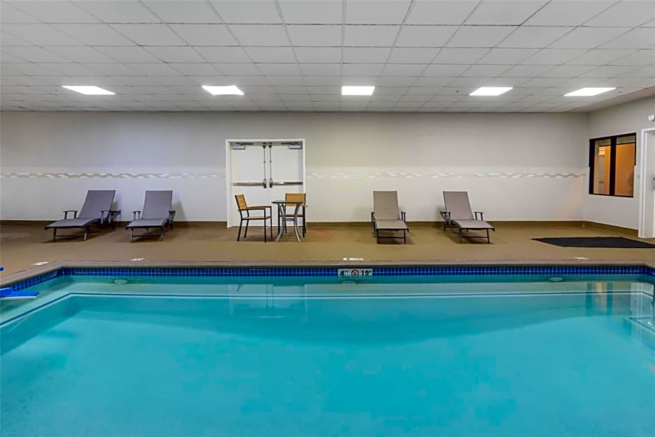 Best Western Plus Hotel At The Convention Center