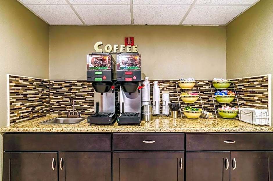 Quality Inn & Suites