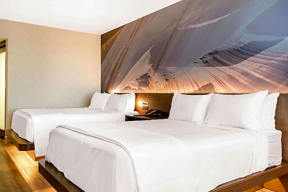 Cambria Hotel Phoenix- North Scottsdale