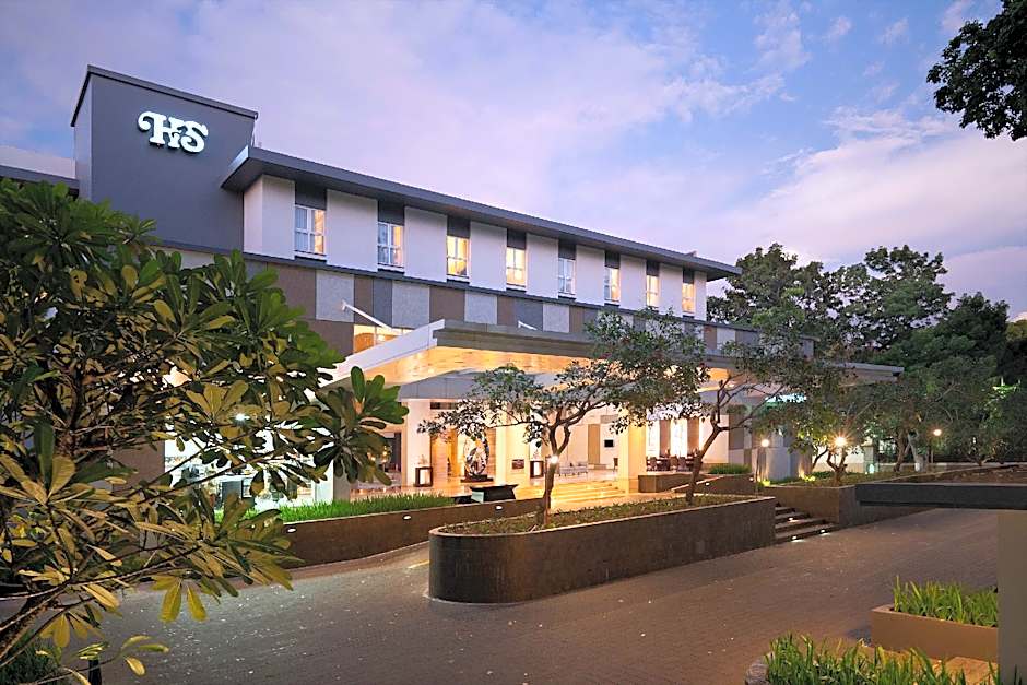 Hotel Santika Mataram