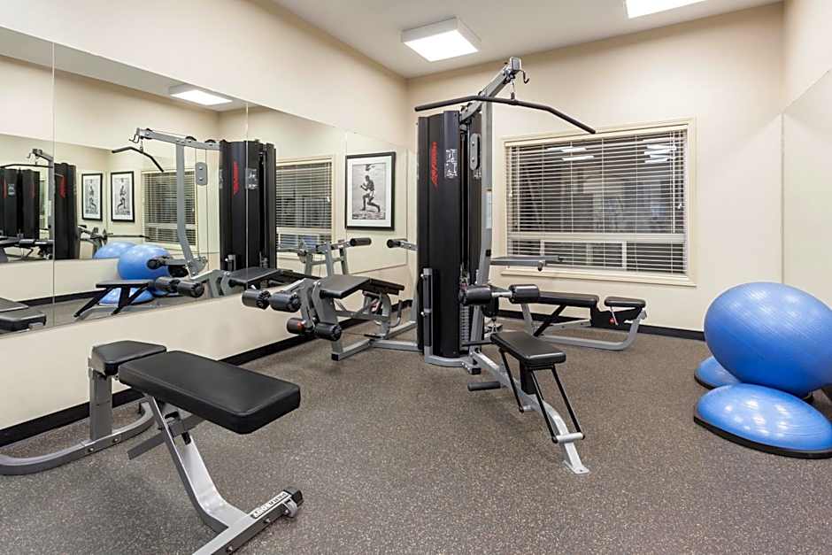 Ramada by Wyndham Weyburn