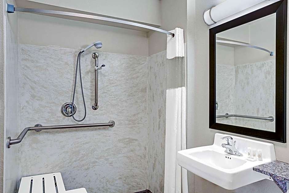 Days Inn & Suites by Wyndham Page Lake Powell
