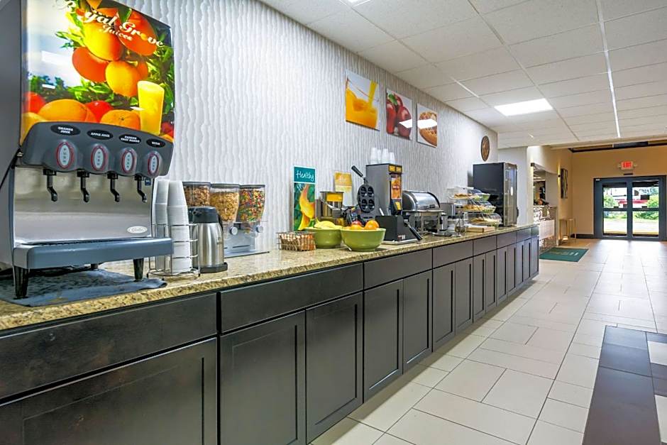 Quality Inn & Suites Sellersburg - Louisville Area